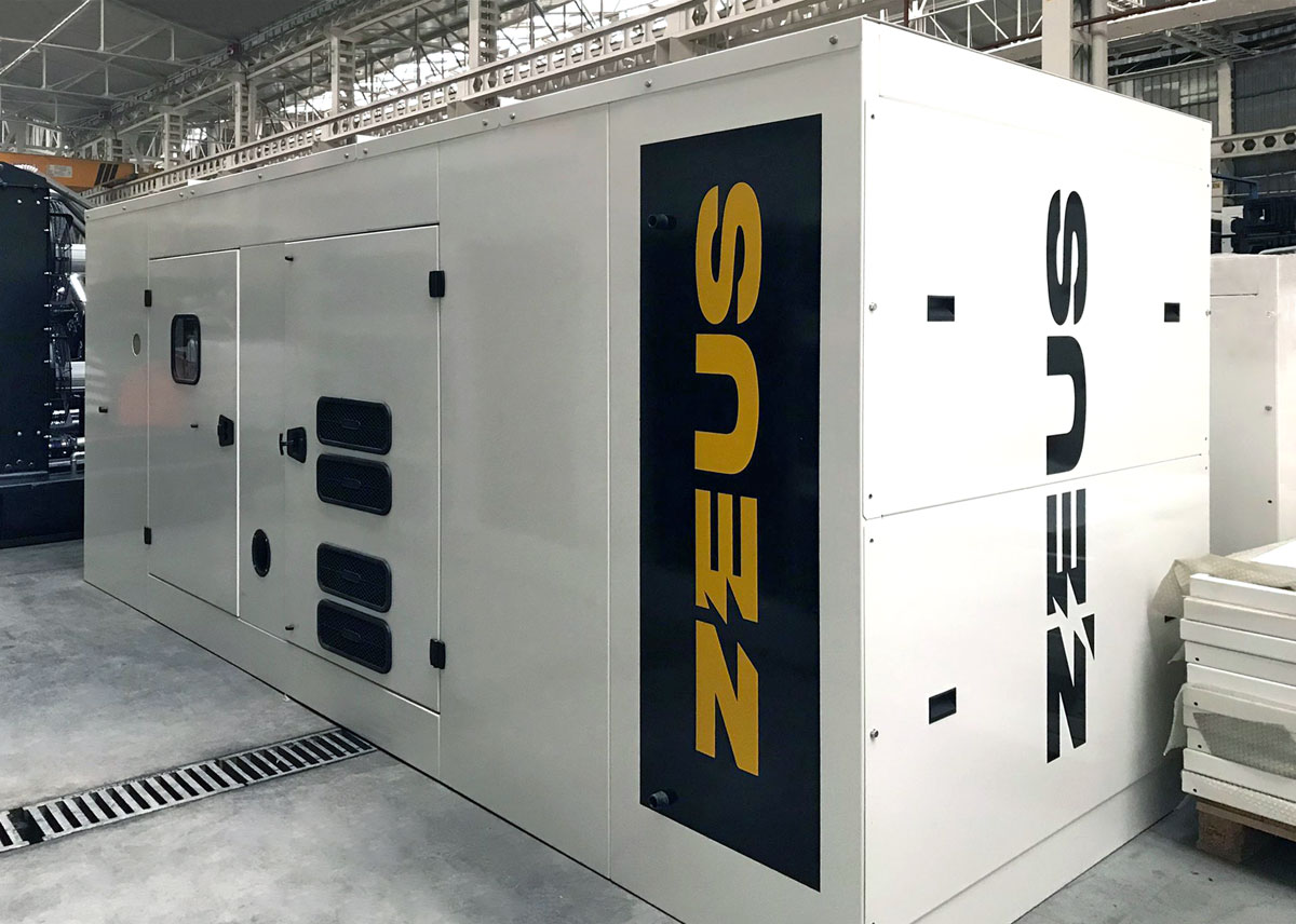 Дизель-генераторная установка Zeus в кожухе