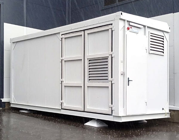 Блок-контейнер для компрессорной станции на регулируемых опорах