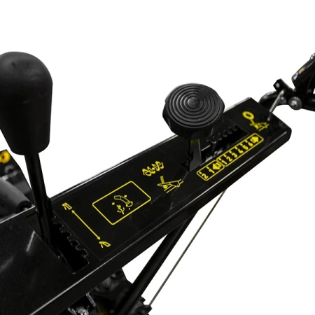 Снегоотбрасыватель Champion ST655
