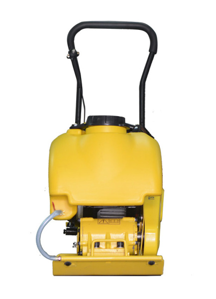 Виброплита TSS-VP70TL (колесный комплект, бак)