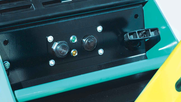 Виброплита Ammann APR 5920 DIESEL (Электростарт)