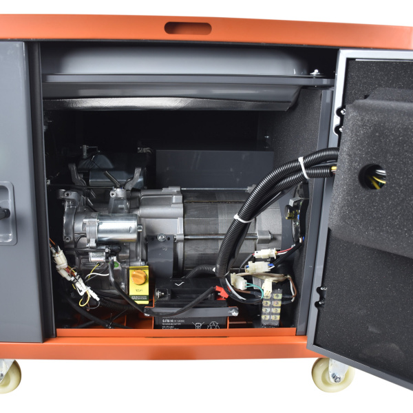 Бензиновый генератор EVOline QB 9000 E в кожухе