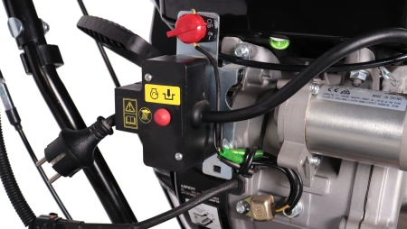 Снегоотбрасыватель Champion ST861