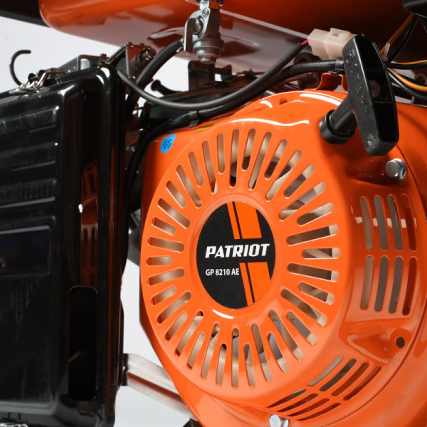 Бензиновый генератор Patriot GP 8210AE