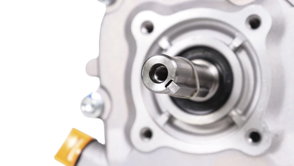 Бензиновый двигатель CHAMPION G210-1HK