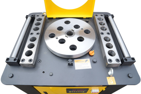 Станок для гибки арматуры ТСС GW 52 с ЧПУ