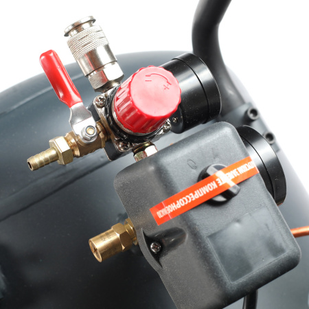 Поршневой масляный компрессор Patriot Professional 100-400