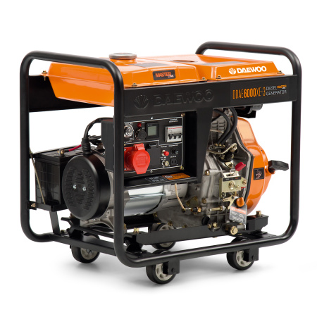 Дизельный генератор Daewoo DDAE 6000XE-3