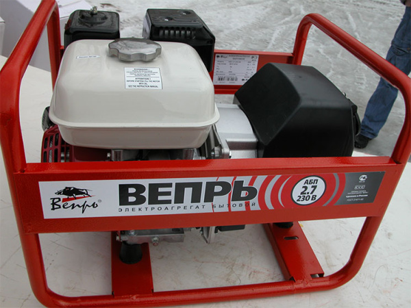 Бензиновый генератор Вепрь АБП 2,7-230 ВХ