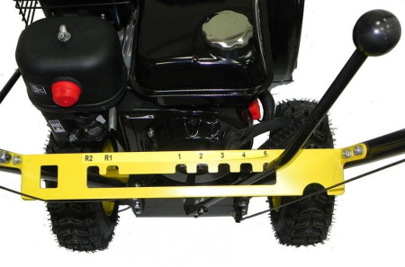 Снегоуборщик Huter SGC 4800B