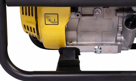 Бензиновый генератор Champion GG6500-3