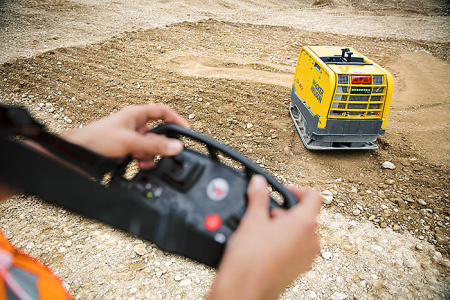 Реверсивная виброплита Wacker Neuson DPU 80r
