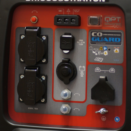 Инверторный генератор Briggs & Stratton P2400 PowerSmart