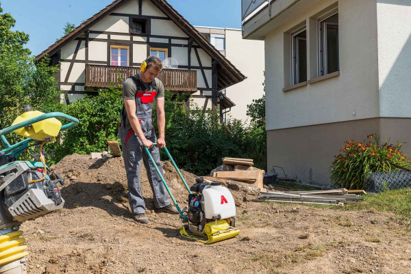 Виброплита Ammann APF 1033