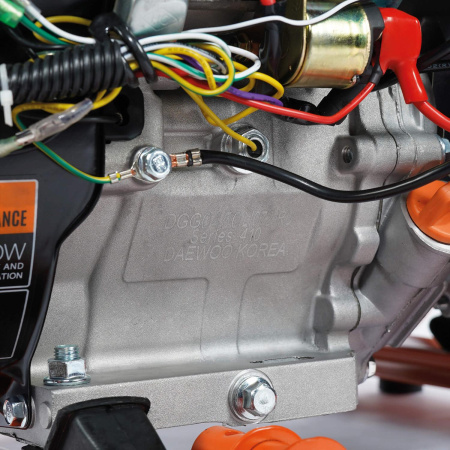 Бензиновый генератор Daewoo GDA 6500E